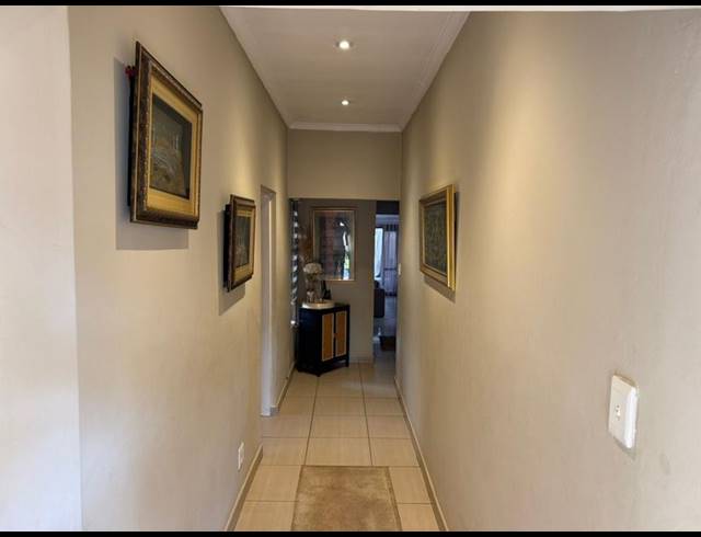 5 BEDROOM HOUSE FOR SALE IN ERASMIA